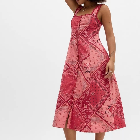 Urban Outfitters Dresses & Skirts - UO Kimchi Blue Martina Lace Trim Button-Front Midi Dress Large FLAWED
